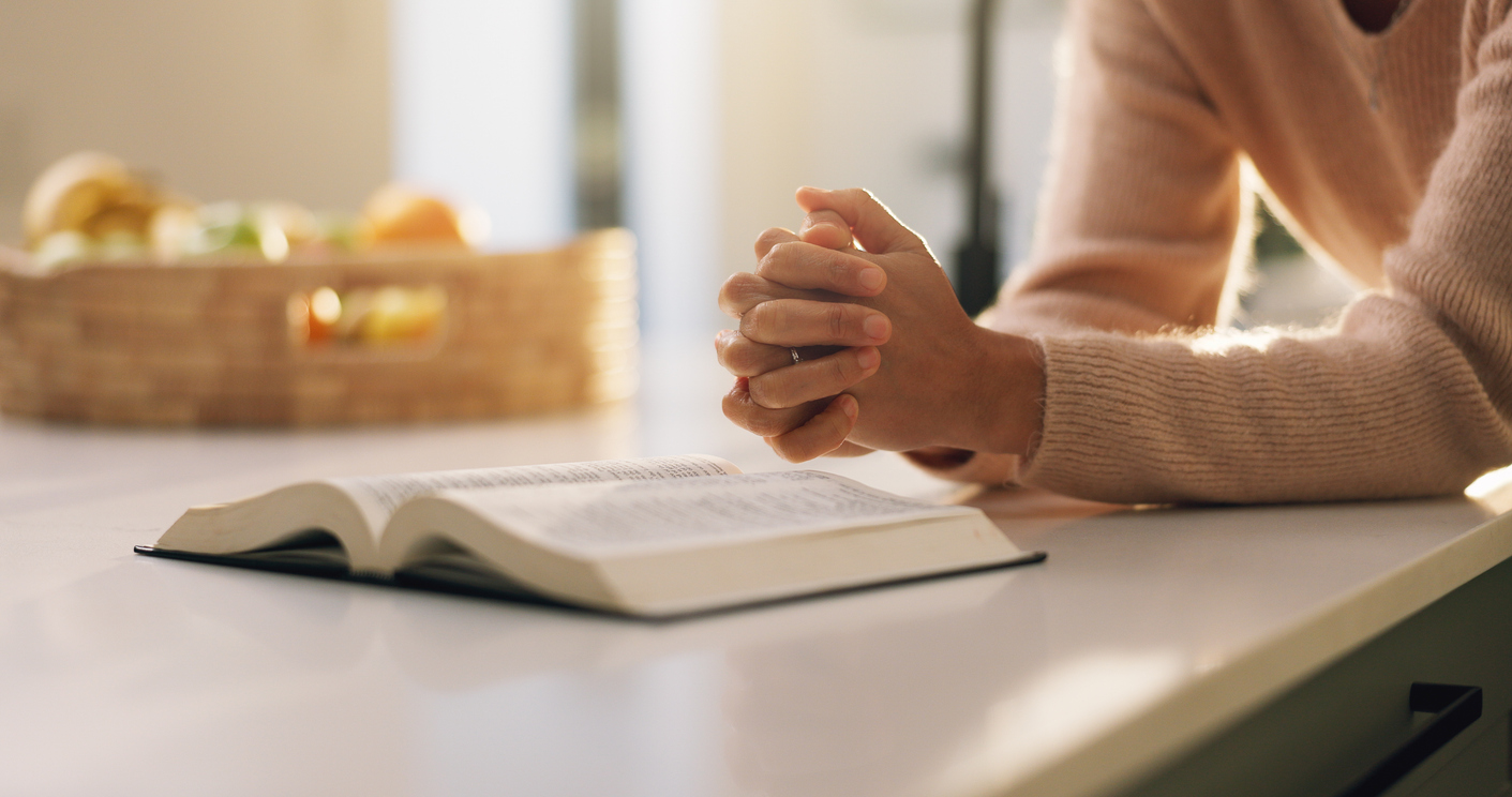 How to pray for others during a fast